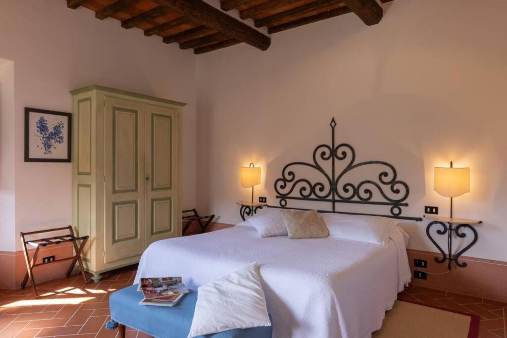 Villa Borgo San Pietro In