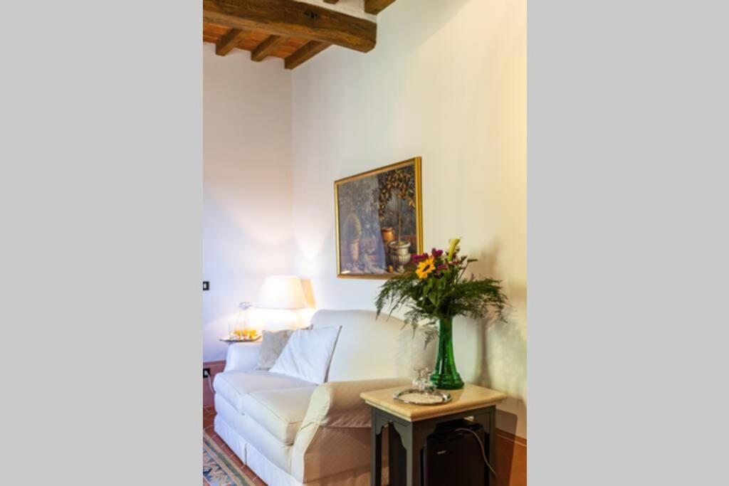 Borgo San Pietro In * Polvano