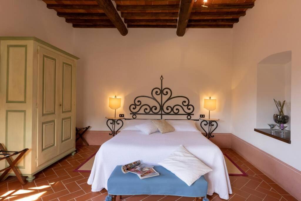 Borgo San Pietro In *