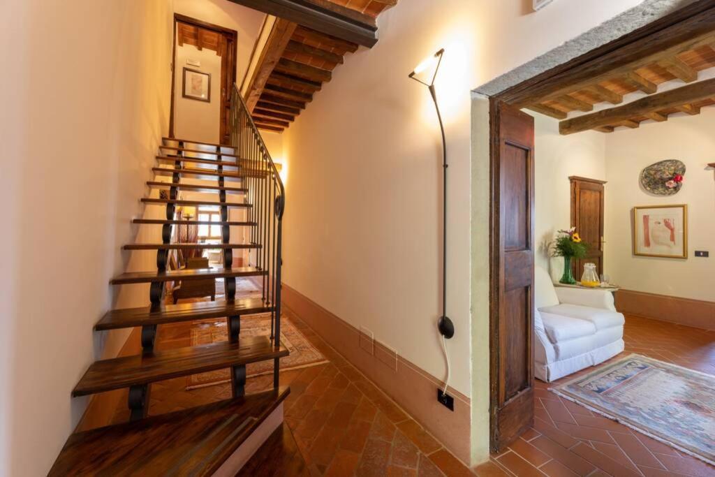 Villa Borgo San Pietro In *