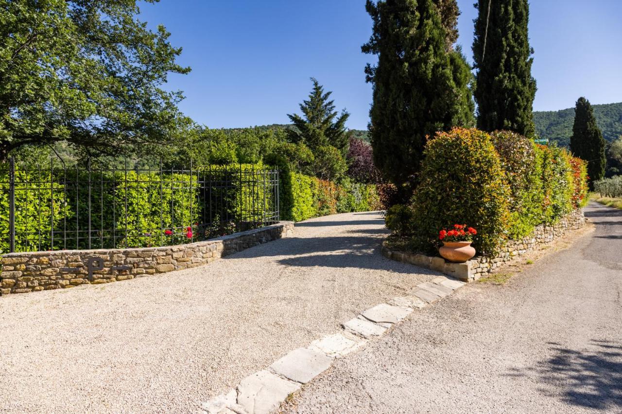 Borgo San Pietro In *